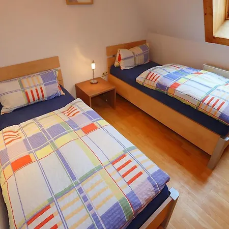 Gemuetliche In Schwenningen, Cleaning Included Apartman *